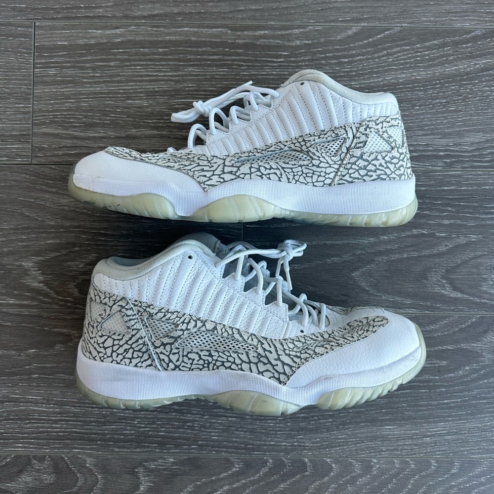 Jordan 11 Retro Low Cobalt